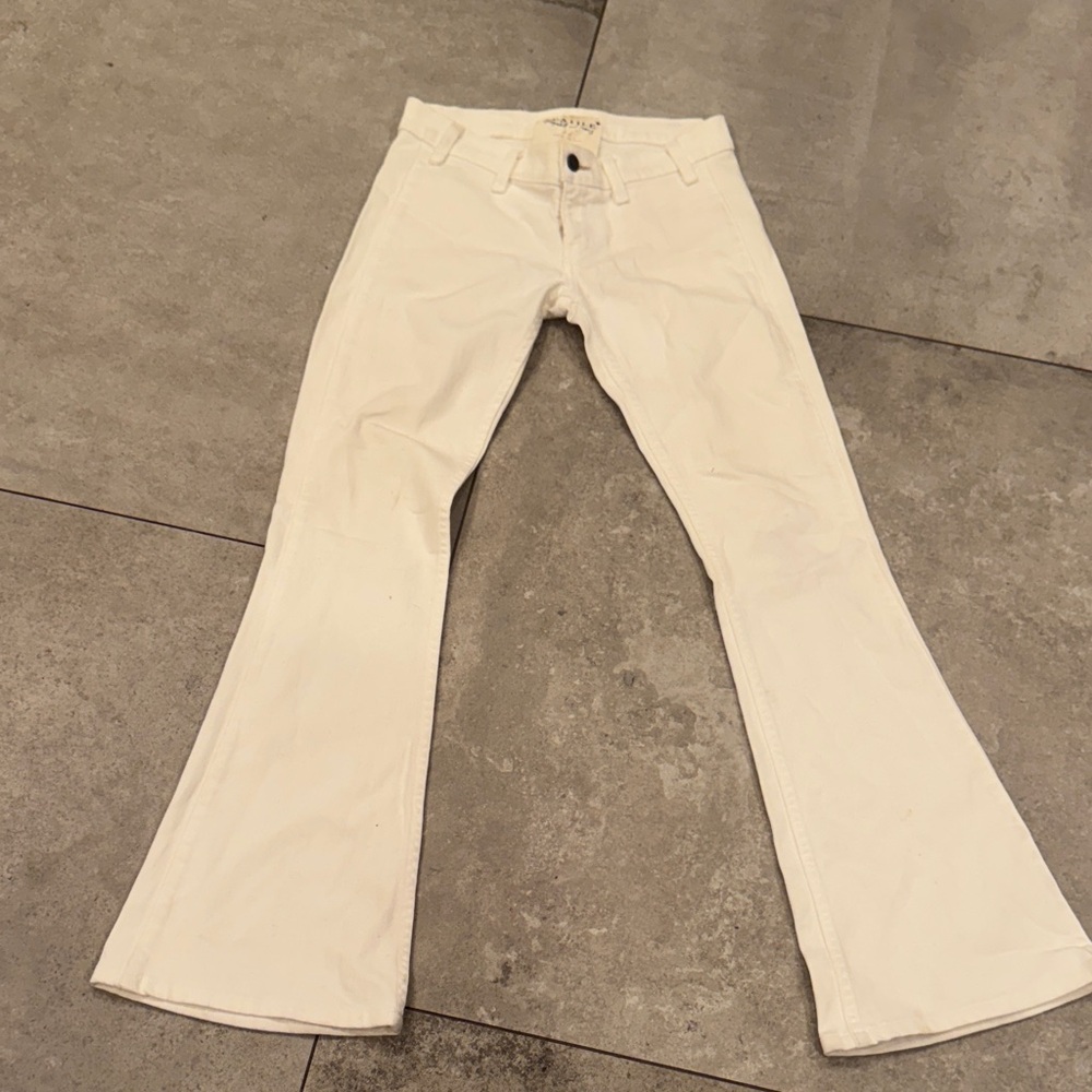 TEXTILE Elizabeth and James Cream Jeans